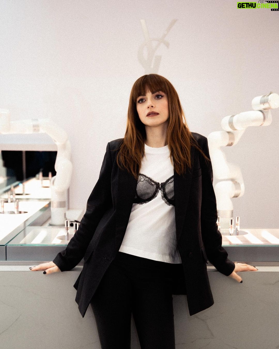 Annalisa Scarrone Instagram - #YSLLoveshineFactory is the destination these days. Join @naliannalisa for a true shine experience boost. Boulevard Jules-Ferry