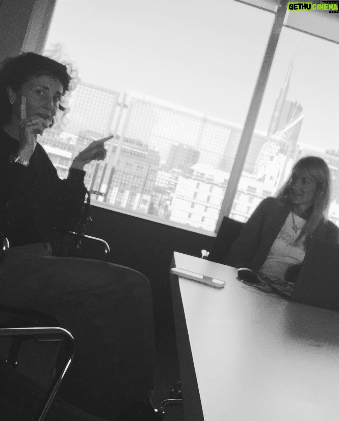 Annalisa Scarrone Instagram - Continuano i preparativi 🫶🏻 #Sinceramente #Sanremo2024