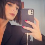Annalisa Scarrone Instagram - Questa sera @amiciufficiale 💙
