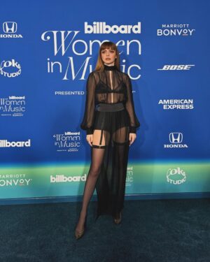 Annalisa Scarrone Instagram - Grata 🙏🏻❤️✨ 
Thanks @billboard @billboarditalia 
#bbwomeninmusic