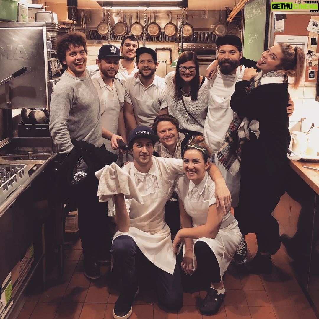 Annie Murphy Instagram - Thank you @realtimrozon for my hangover, your beard, and the best restaurant in the galaxy. @crownsalts Le Bremner