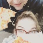 Annie Murphy Instagram - HELLO WE’VE BEEN IN NEW YORK FOR 5 MINUTES. New York, New York