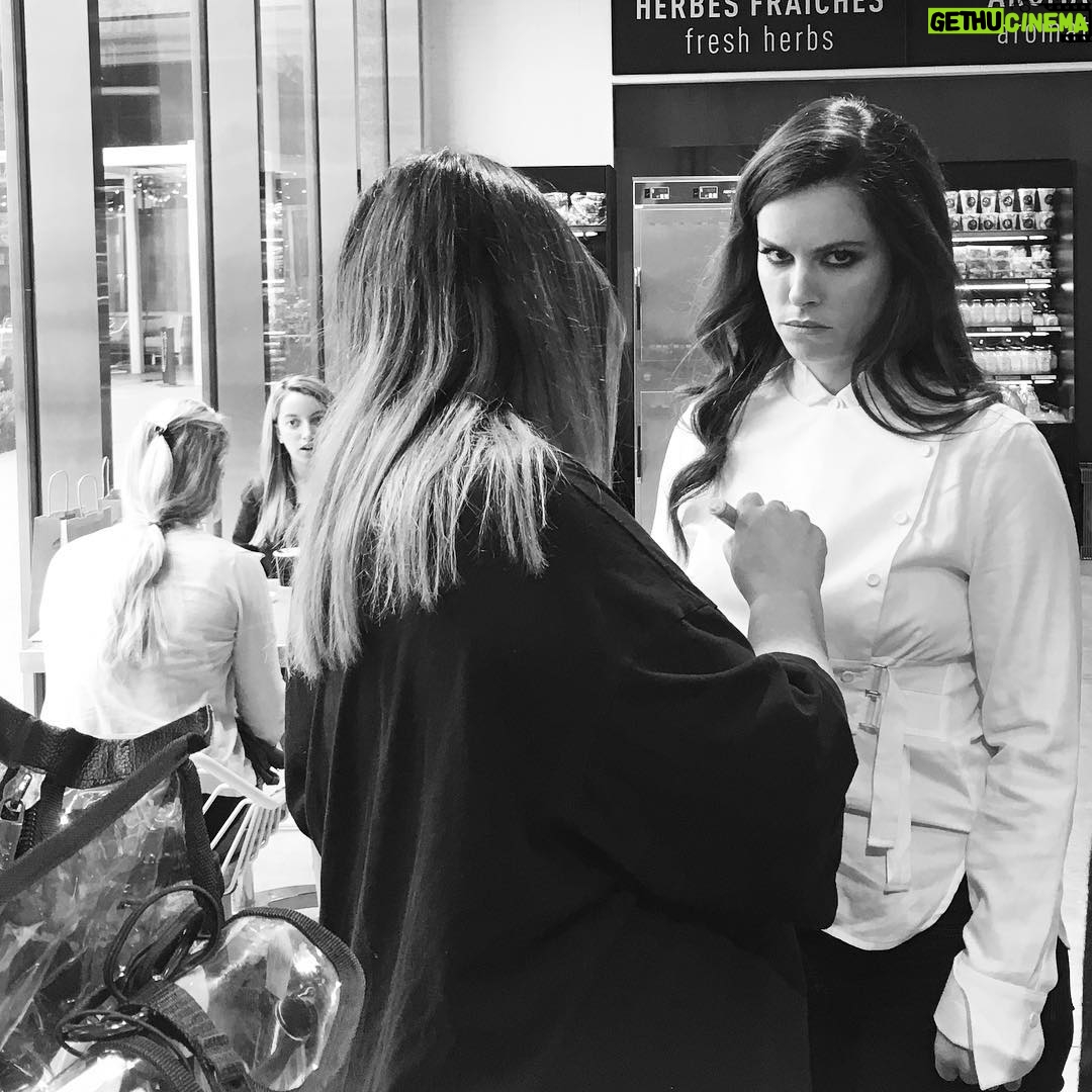 Annie Murphy Instagram - That feeling when you accidentally dress like a chef, get asked what restaurant you work at by an actual chef, and then spill soup on your chef suit. @emilyhampshire #tbt Brookfield Place New York