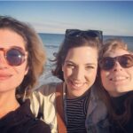 Annie Murphy Instagram - 🎵Caaaan you feeeeeel the loooove fiveyearsagowhenwewenttoBarcelona? It is wheeeeeere we arenotrightnowww!🎵