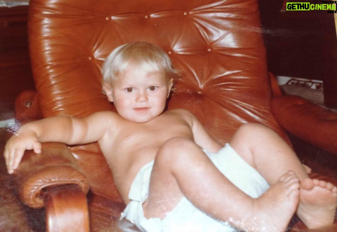 Annie Murphy Instagram - Happy birthday to this little hunk of lard, @mennovers. May your chair always be comfortable, your diaper always be roomy, and your beautiful head always be a perfect sphere.