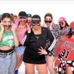 Annie Murphy Instagram - Hello it's Christmas so please give me the ability to dance like these girls it's all I want in life I try every Friday and Saturday night and oh boy no luck so far. #sorry