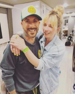 Annie Murphy Instagram - Like, what the fuck other face did I expect myself to make after 25 horny years of being the unofficial Mrs.McLean-Littrell-Carter-Richardson-Dorough?