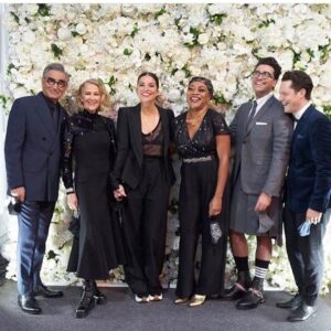 Annie Murphy Instagram - HOLY FRIGGING FRIG. I finally picked my jaw up off the floor, changed my underwear, and am now only bursting into tears a handful of times a day. I am so deeply proud of my Schitt's Creek loves, and am so insanely lucky to have been a part of this very very special show.