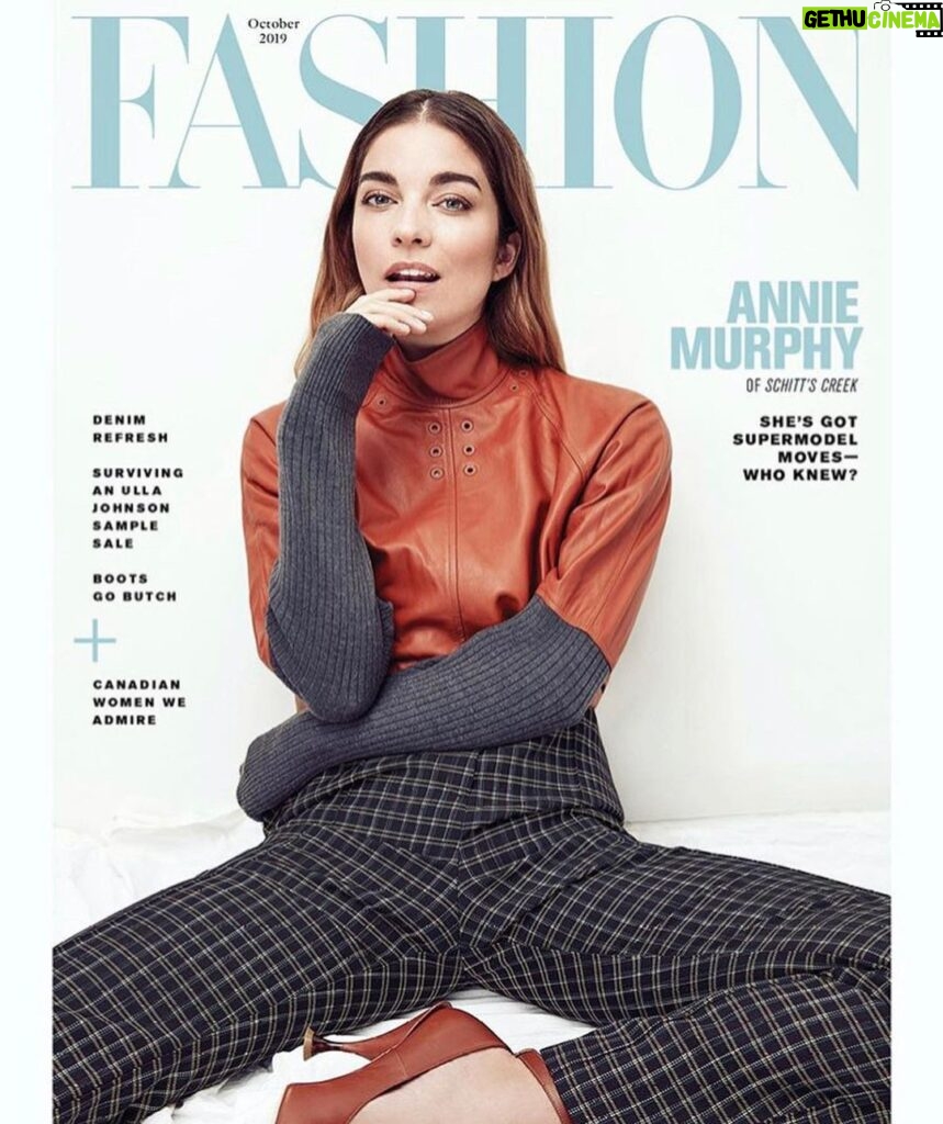 Annie Murphy Instagram - I spilled an entire litre of milk on my pants and will be sitting on a train for the next three hours smelling like warm dairy, so I’m looking back on this glorious day even more fondly. @fashioncanada Photos: @carlylerouth 🥛 Creative director: @georgeantono1 🥛 Interview: @pahullbains 🥛 Stylist: @elizagrossman 🥛 Hair: @sarahamson 🥛 Makeup: @ronnietremblay 🥛 Nails: @surelytruong