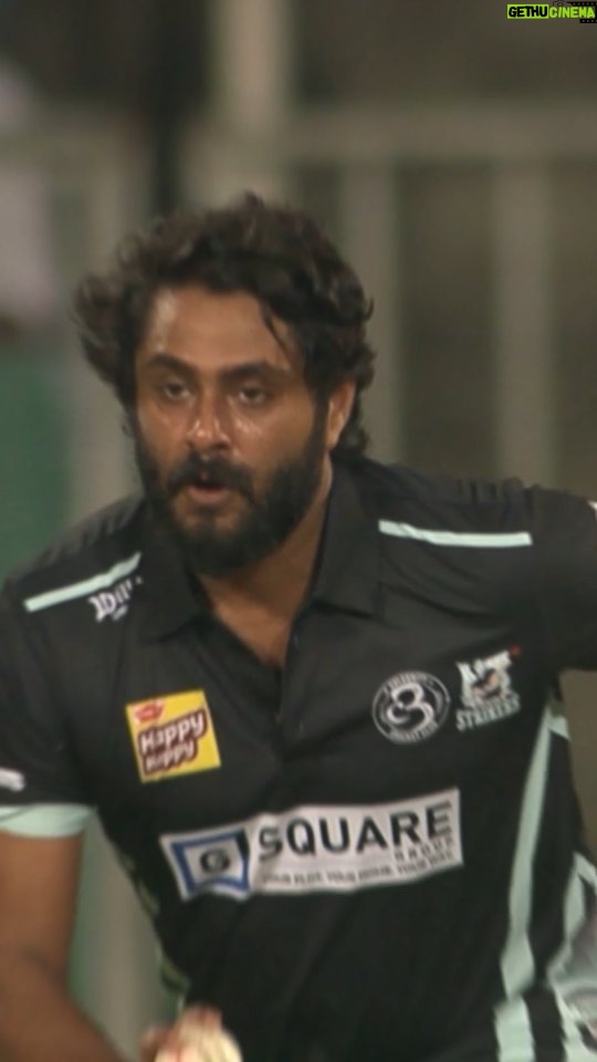 Antony Varghese Instagram - Bring the heat! @antony_varghese_pepe from @keralastrikersofficial is all geared up for CCL Season 10. #CCL2024 starts from February 23rd and will be Live on JioCinema and Sony Ten 5. #A23 #Parle2020 #DanubeProperties #BharathiCement #TruckersUAE #CCLUAE #CCLSeason10 #DanubeCCLUAE #Chalosaathkhelein #CCLOnJioCinema #JioCinema @a23rummy @parle2020cookies @danubeproperties @bharathicementofficial @officialjiocinema @sonysportsnetwork @ccl.uae @truckersuae