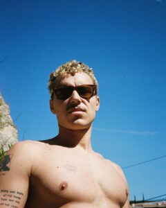 Arón Piper Instagram -
