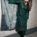 Armeena Khan Instagram - Outfit by @nurehofficial Hair by @catherineboden 📸 Photography by @aatifatizafarofficial 💫💫 Manchester, UK