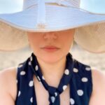 Armeena Khan Instagram - Life is a ‘beach’ 💋