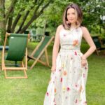 Armeena Khan Instagram - Meadows, the bridge set, literary trail, punting at the orchard ✨✨ Granchester Meadows