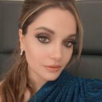 Armeena Khan Instagram - Look breakdown ✨✨ Styling by @philltarling Dress by @studio.hasanova at @wolfandbadger Jewellery by @zeemouzeng_official Hair and makeup by @rosiekormakeup Hair colouring by @catherineboden Shoes by @prettysmallshoes ✨✨ London, Unιted Kingdom