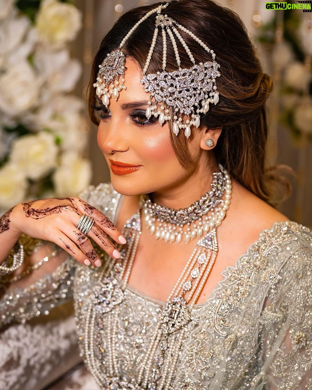 Armeena Khan Instagram - Latest work with @LaRosa.Signature is launching a marvellous new collection called 'Armeena', consisting of some of the most refined and extravagant bridal outfits. These dresses boast such beautiful and delicate details that you will surely leave everyone in complete awe of your splendour in these! ✨ Book your bridal appointment with La Rosa via WhatsApp at +44 787 6081 602 ✨ Visit their website: www.larosasignature.co.uk