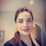 Armeena Khan Instagram - Dressed up after ages today. Working from home isn’t the best, it sends me into a rut. #autumnvibes🍁 well #wintercoming now