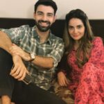 Armeena Khan Instagram - My partner in crime 🤪 @ibrahim_alavi watch us in #mohabbateinchahatein #Pakindustryshouldbefullofpeoplelikehim nightsuit @sleepysecretsss