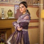 Armeena Khan Instagram - Whenever I visitPakistan I’m welcomed with such warmth & I love working here.Recently I got a chance to shoot for Asim Jofa’s Farozaan Collection & I had an amazing time.The dress was very pretty in a beautiful color.Asim is a great host and it didn’t feel like work & I had a great time at the shoot.Launching soon online worldwide & in your nearest stores. #IwearAsimJofa #FarozaanCollection #FashiongoalsbyAJ #ComingSoon #Newarrivals #Embroidered #Unstitched #AsimJofaFamily #AsimJofa #BTS