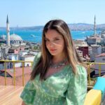 Armeena Khan Instagram - With ❤️ from 🇹🇷 Hair colour by @catherineboden 😍 #Istanbul