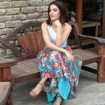 Armeena Khan Instagram - Summer hues #throwbacksunday
