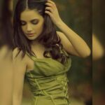 Armeena Khan Instagram - #imagesbyItani Remaining true to who I am. 👗🌟🌟 love to my well-wishers. xoxo @itani_photographer