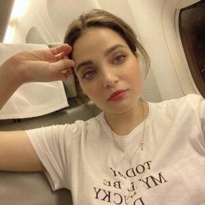 Armeena Khan Instagram - Planefie! Haven’t slept in 24 hours. #supertired #prayforme