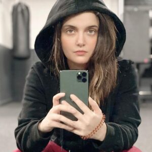 Armeena Khan Instagram - Eat clean, train dirty.