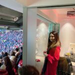 Armeena Khan Instagram - ❤️ Already a memory. #ManU Hair colour and cut by the amazing @catherineboden Old Trafford, Manchester