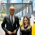 Armeena Khan Instagram - @feslkhan and I had the opportunity to spend some time with 🇨🇦 Minister of International Development, the wonderful @ahmeddhussen a kind, conscientious and a principled person, truly an asset to Canadians. My hair by the lovely Jess @catherineboden in the U.K. Mississauga, Ontario