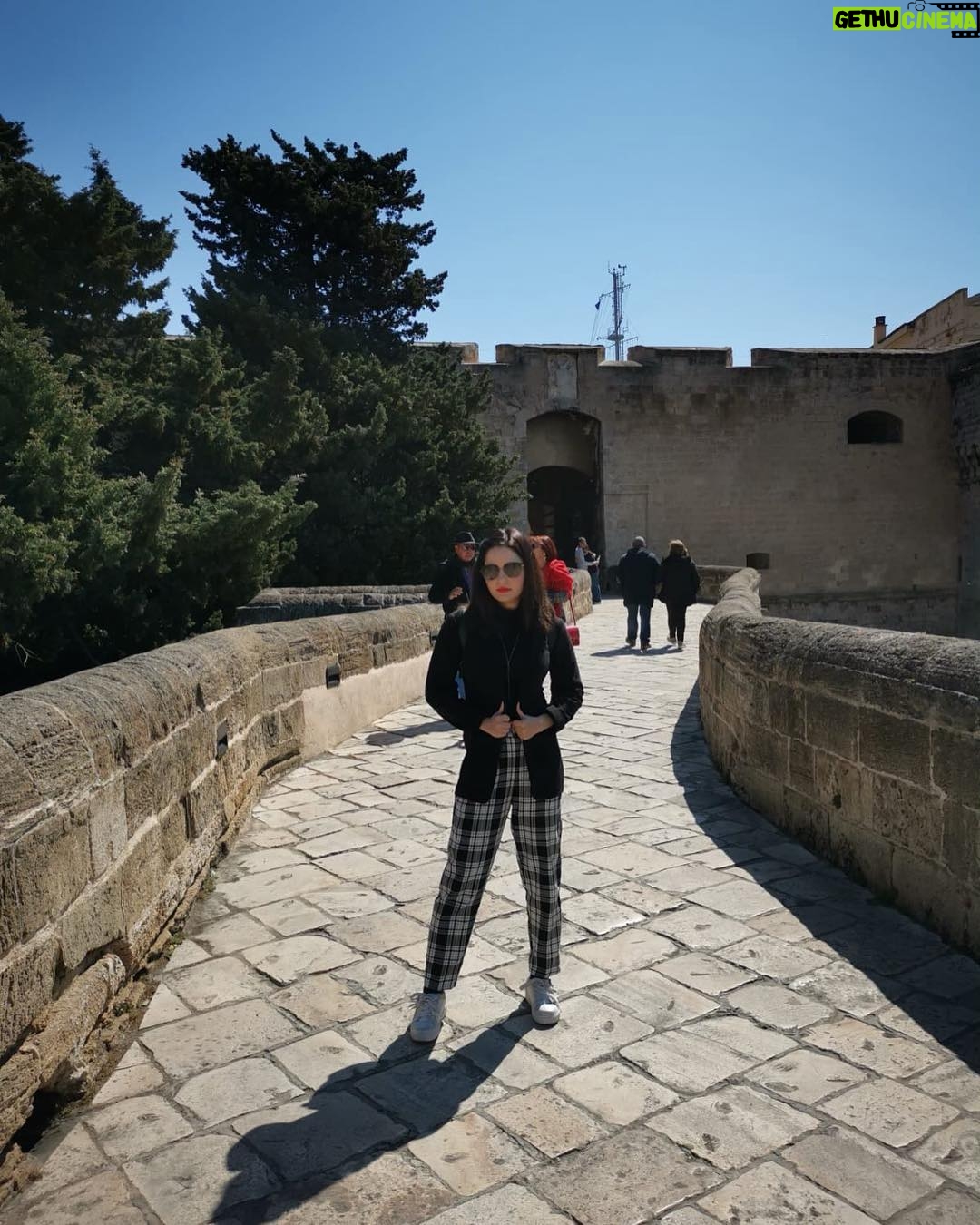 Armeena Khan Instagram - #Taranto #Italy ramblings #sea #sand #city Taranto, Italy