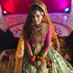 Armeena Khan Instagram – Styling by the most amazing stylist @amnaniazi81 for an upcoming project. Custom made outfit by the maestro @mohsin.naveed.ranjha Hair and makeup by my life support @mubsherbhatti @mimilovesky miss you baby girl #bestteamever my loves ❤️ @hurrairaansari @ozmadness @ibrahim_alavi @sabeekaimam the beautiful jewels are by @hamnaamirjewelry #asianbridal #angrakhastyle #colour #bts