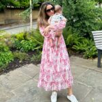 Armeena Khan Instagram - This is the best chapter of my life. 🙏🏻🤲🏽🤲🏽 #minime❤️ Manchester, United Kingdom