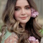 Armeena Khan Instagram - Eid Mubarak! “Spring has sprung officially” 😉 🦋🦋 Photo by @aatifatizafarofficial Coordinated by @rohama.riaz outfit @zainabsalmanstudio Hair Colouring by @catherineboden Manchester, UK