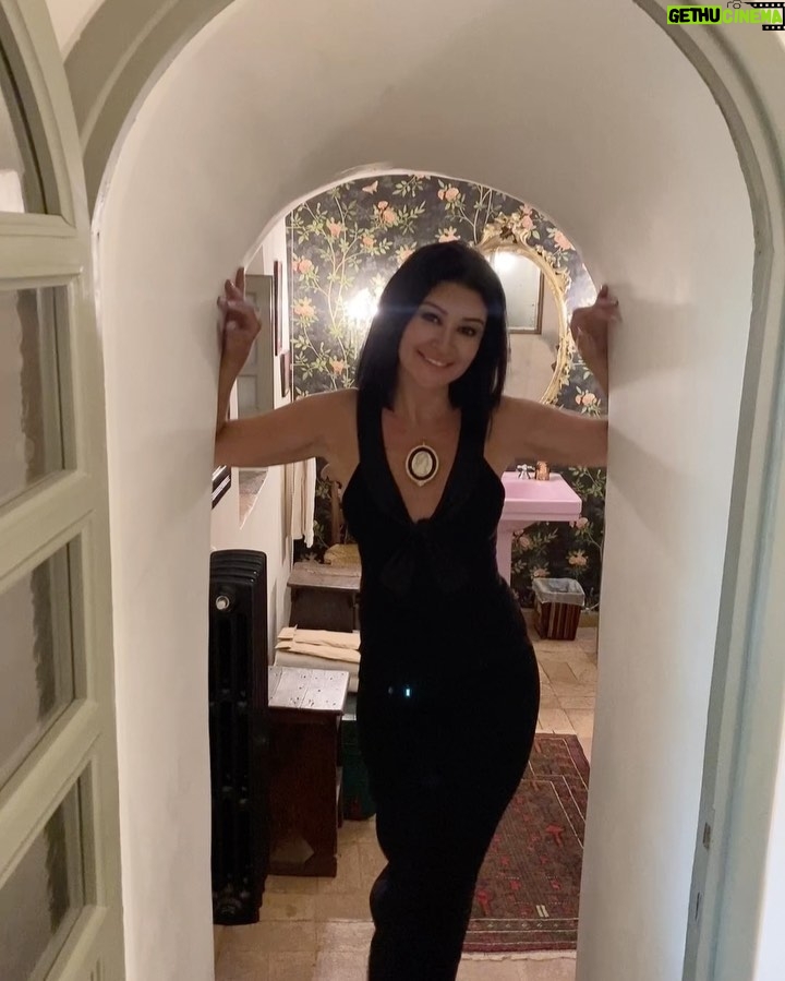 Arwa Gouda Instagram - “Only when we are brave enough to explore the darkness will we discover the infinite power of our light.” 🌷🌸🪷