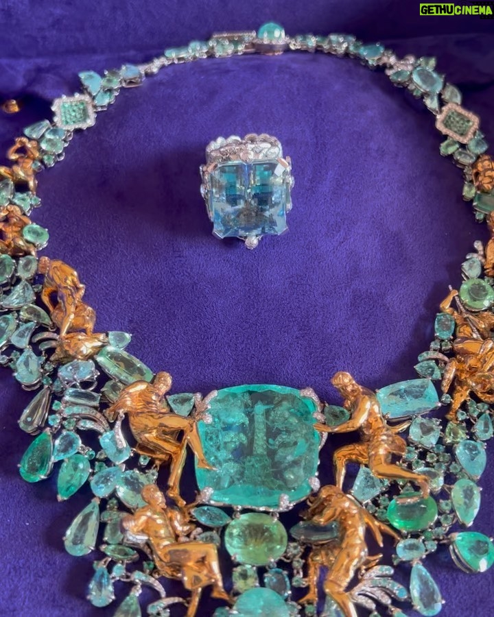 Arwa Gouda Instagram - #dress and #bag by @maisonvalentino #jewellery @alessio_boschi_jewels #stylist @youmnamoustafa #photographer @anumphotography π swipe left for details of the The FOUR RIVERS #necklace, which sets over 345 #carats of #Paraiba and is an hommage to the #Navona Square, the impressive #aquamarine and #opal ring #FONTANA DEL MORO ( the moor fountain) designed by genius @alessio_boschi_jewels #art #artpiece #uniquejewelry #mahyarqajar #venicefilmfestival #venicefilmfestival2022 #fashion The St. Regis Venice