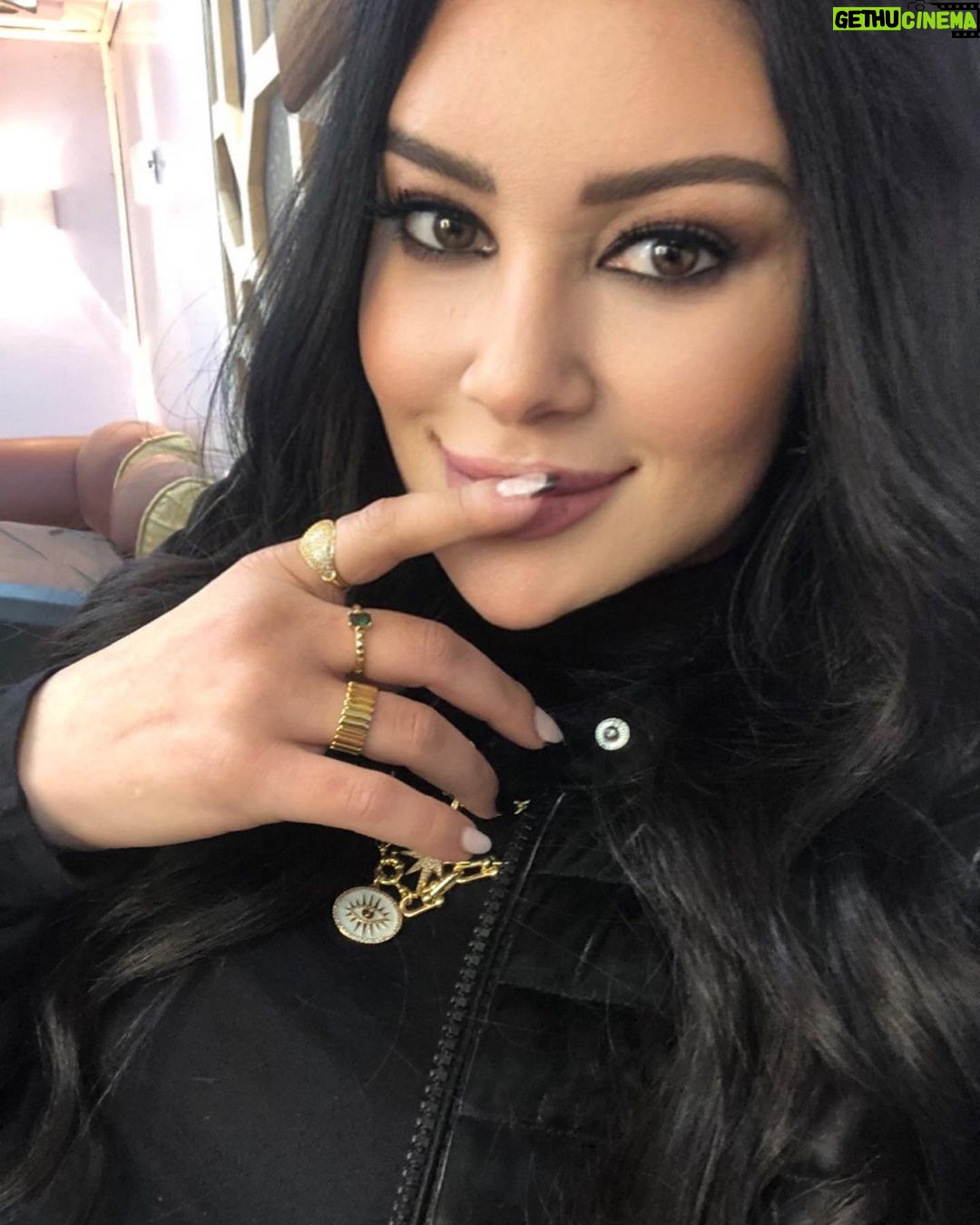 Arwa Gouda Instagram - #بابلو #pablo @sarabahaaaccessories