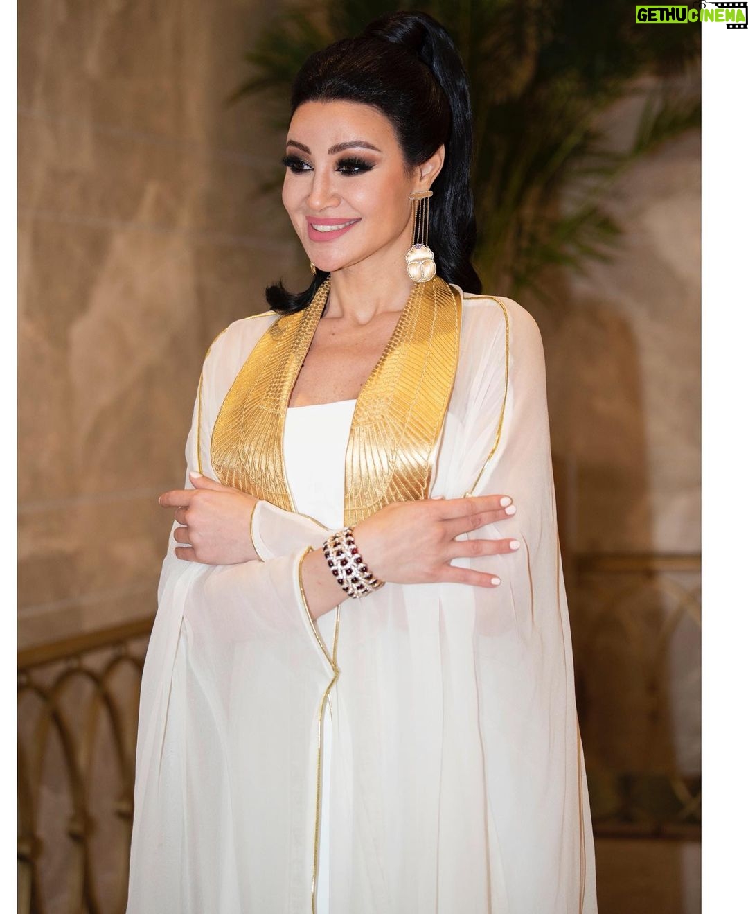 Arwa Gouda Instagram - Some pieces carry the energy of the creators.. thank you @ramomar_ny for sharing some of your magic with me.. I can’t tell how much I’m in love with the #tiye #kaftan @maisonsaedi your pure positive energy always resonates through your beautiful designs.. @ammaniijewelry you’re very special to me And last but not least the two beautiful artists @hamsamakeupartist and @hairstyle_monnahh11 who were able to harmonize all the energies together ♥️♥️♥️♥️♥️ Spécial thanks goes out to @rawanalturkiphotography And @shrouq.photo @lulus_photography81 for the pictures ♥️♥️ Jeddah, Saudi Arabia