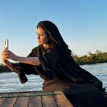 Arwa Gouda Instagram – #حُسن بتعمل فيتينج
#حُسن في القناطر
#حُسن مع الدونكي
#حُسن بتاخد سيلفي
#حُسن حاطة دماغها في التكييف من كتر الحر
#حُسن بتتصور و عاملة نافسها مش واخدة بالها 😂😂 القناطر الخيرية