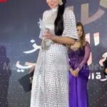 Arwa Gouda Instagram - شكراً ملتقى التميز و الإبداع العربي على هذا التكريم.. و الف مبروك لنجاح الدورة الأولى.. عقبال السنين القادمة بإذن الله 💖 شكراً د. داليا المتبولي رئيسة الملتقى و د. ابراهيم ابو ذكري على تقديركم لكل المبدعين العرب و لدعمكم لنا 🙏🏻🙏🏻 و حبيبتي مي سكرية @mayy_sokaria .. شكراً لدعوتك ليا و دعمك ليا دائماً ❤️❤️ Special thanks to @bluebellls_ for the #ponytail 🥰 Triumph Luxury Hotel