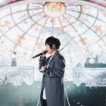 Ashin Instagram - 夢遊瀋陽 想著杭州說鳥巢 想著武漢說杭州 想著瀋陽 卻說了深圳 就是沒想到 我已經到了要吃腦白金的年齡 有高溫 有大雨 有大船 有嘉賓 夢遊在每場巡演 我們嘗試著為每場加上獨特的印記 昨天的印記 是奉上的超時謝禮 讓記性不好的自己 再一首笑忘歌獻給你 如果說錯要罰唱更多歌 你們希望⋯ 我說對還是說錯？ 謝謝深圳⋯ 啊！是謝謝瀋陽 我們今天再見！ #一生一場五月天
