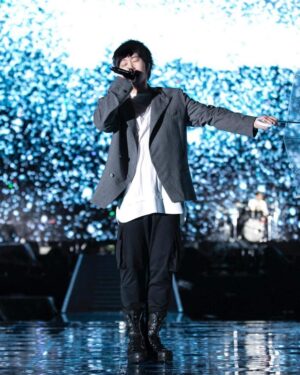 Ashin Instagram - 519是我依舊
520是我愛你

5 1 9 2 0 是