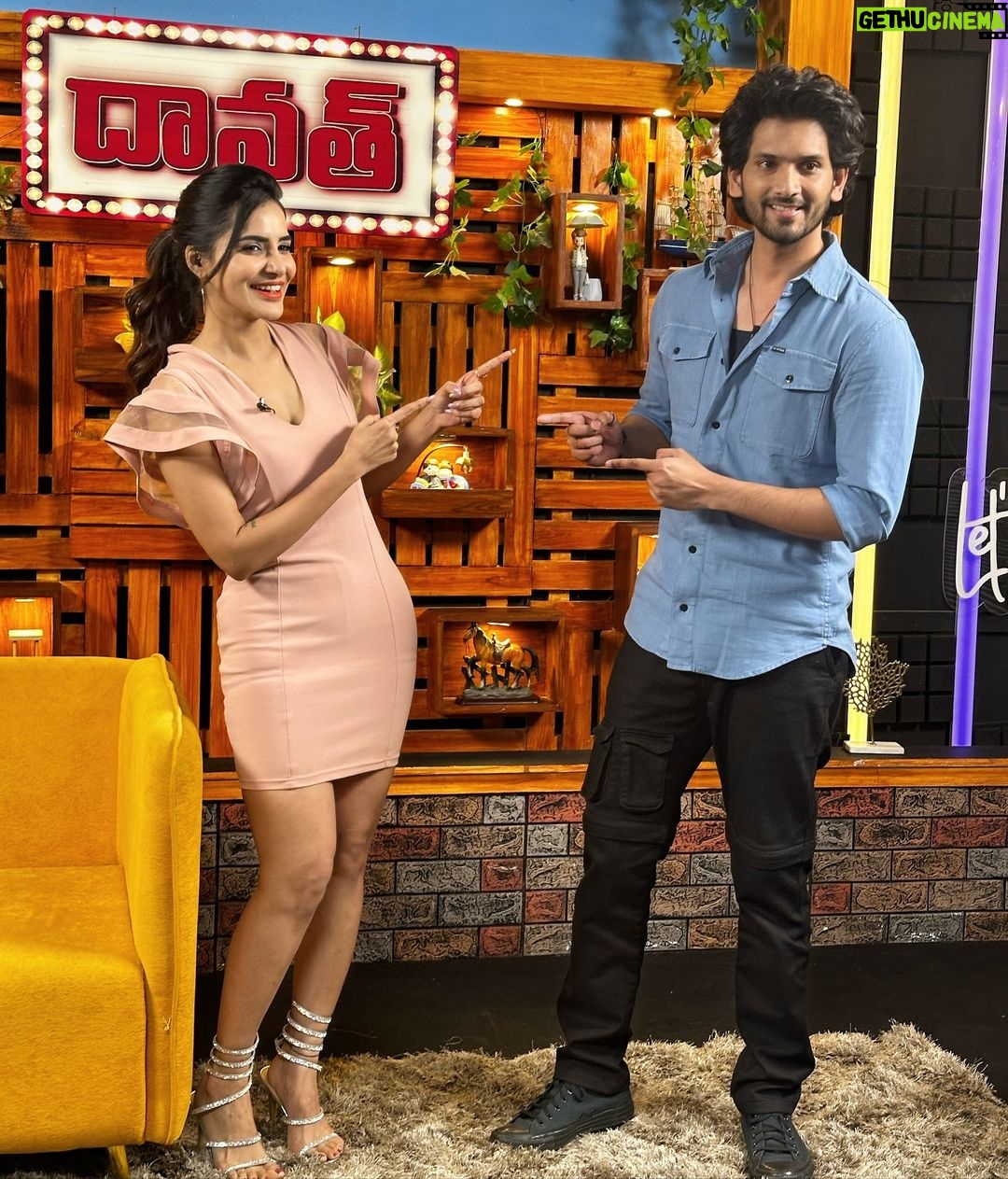 Ashu Reddy Instagram - CULT DAAWATH WITH BABY VIRAJ 🔥🧡 EPISODE OUT NOW, please watch it.. LINK IN BIO...!! #ashureddy #mostentertaininginterview #cult #baby @viraj_ashwin_jarajapu @peoplemediafactory #youtube #dontmissit‼️