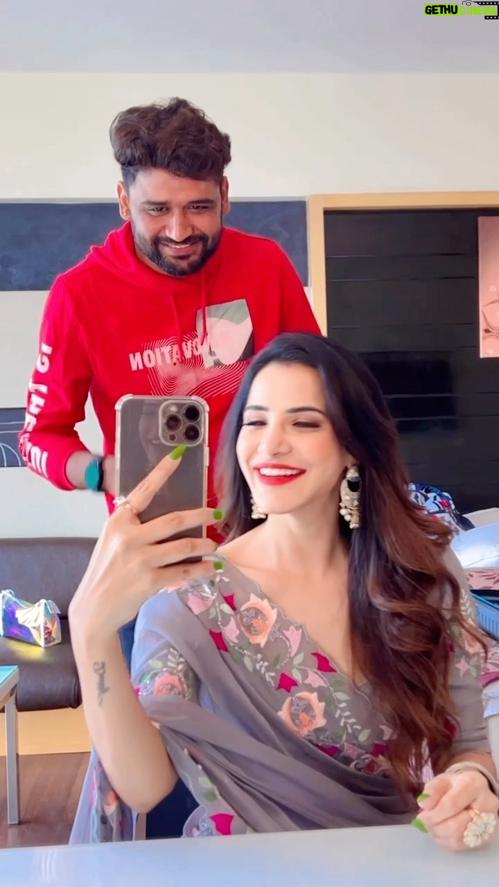 Ashu Reddy Instagram - Stunning dashing gorgeous lovely 🥰 @ashu_uuu just looking like a woow😍😍
