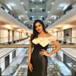 Ashu Reddy Instagram - Dressed up like my favorite black coffee on the last day of 2023!! ❤️🥳 #ashureddy #bye2023 #thankfulheart #workmode #hosting #eventtime #kakinada #YKconcert Hair and PC- @hairstylistravi 😊🧡 Kakinada