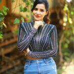 Ashu Reddy Instagram - Maybe part of loving is learning to let go ✌️⭐️❤️ #ashureddy #selfcare #randomthoughts #weekendvibes #shootmode @hairstylistravi @naveen_photography_official 💯