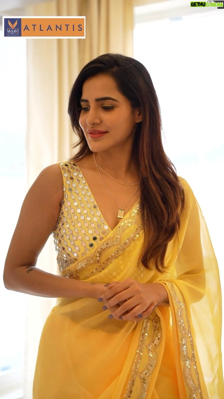 Ashu Reddy Instagram - Vasavi Atlantis-The Premium Luxurious Residential Flats at #Narsingi are one of the most Luxurious Residential Offering from the Renowned vasavi_group. Located in a close proxity to Renowned Schools, Institutions, Offices & Hospitals. #ashureddy ❤️ @vasaviatlantis is an #Epitome of #Luxury with #Two #Aesthetically Designed #ClubHouses with Recreational Arena, Sporting Facilities, Multiple Play Areas, Built In Theatre & Lot More. 8 Massive Skyscrapers of #VasaviAtlantis Greets you from a great distance with 2199 Luxurious Flats & 85 SkyVillas makes it one of the most desirable residences of twin cities. I adored its magnificence on my recent visit to its model flats Would love to be a part of the magnificence of #vasaviatlantis. Do Visit #VasaviAtlantis and be a part of the #magnificence of #future. #VasaviAtlantis. @vasaviatlantis @vasavi_group #vasavigroup #vasaviatlantis #expectexceptional #highriseapartments #apartmentsinnarsingi #gatedcommunitiesinnarsingi #flatsinnarsingi #hyderabad #luxuryapartments #hyderabadapartments #hyderabadhomes #narsingi #gatedcommunity #apartmentsforsale #4bhkapartments #hyderabadrealestate