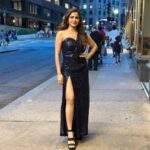 Ashu Reddy Instagram - Boston weather got me like thisssss!!!🔥❤️ #ashureddy #eventtime #hosting #bandelyzium #boston #positivevibesonly ☀️ Thank you for this beautiful outfit @rajusai7896 💯 Boston, Massachusetts