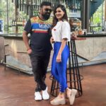 Ashu Reddy Instagram - Coming soon to entertain you, individually though!!👍🏻🇦🇺🎊🥳❤️ #ashureddy #melbournevshyderabad #Amasterpiece #promotiontime #preteaser @manish_gilada @ajay.mysore_ @mehaboobdilse - more pics coming soonn!!! 😍🎊🤷🏻‍♀️