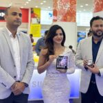 Ashu Reddy Instagram - For the grand launch of Samsung Galaxy Z Fold 5 and Flip 5 ..!!❤️💯😊 #ashureddy #eventtime #launchofsamsung @samsungwithgalaxy @bajajelectronicsindia @marksmediacommunications #nexushyderabad